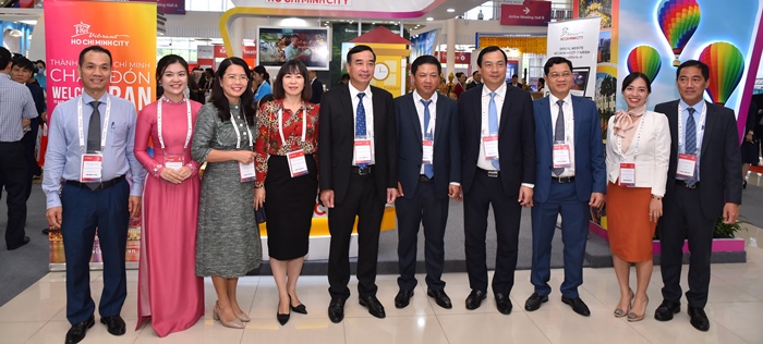 Sự kiện Routes Asia 2022 sẽ tạo động lực quan trọng để Đà Nẵng thực hiện mục tiêu khôi phục mạng lưới bay quốc tế, tạo thuận lợi cho du khách, doanh nghiệp và các nhà đầu tư trở lại Đà Nẵng; kết nối Đà Nẵng với các trung tâm hàng không quan trọng, với các thị trường xa...